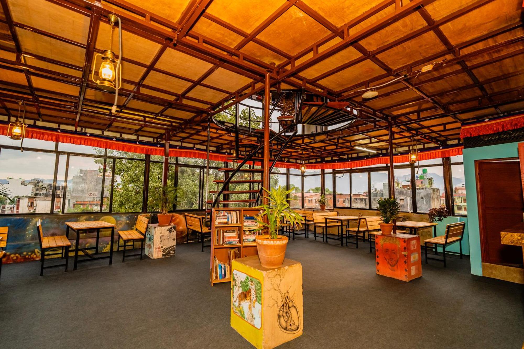 Rest Up Kathmandu Hostel Exterior foto