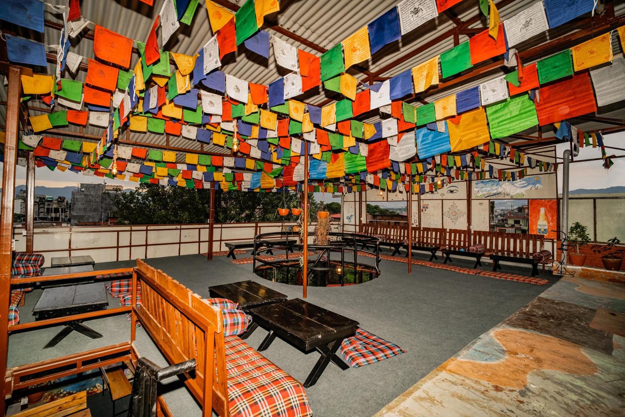 Rest Up Kathmandu Hostel Exterior foto