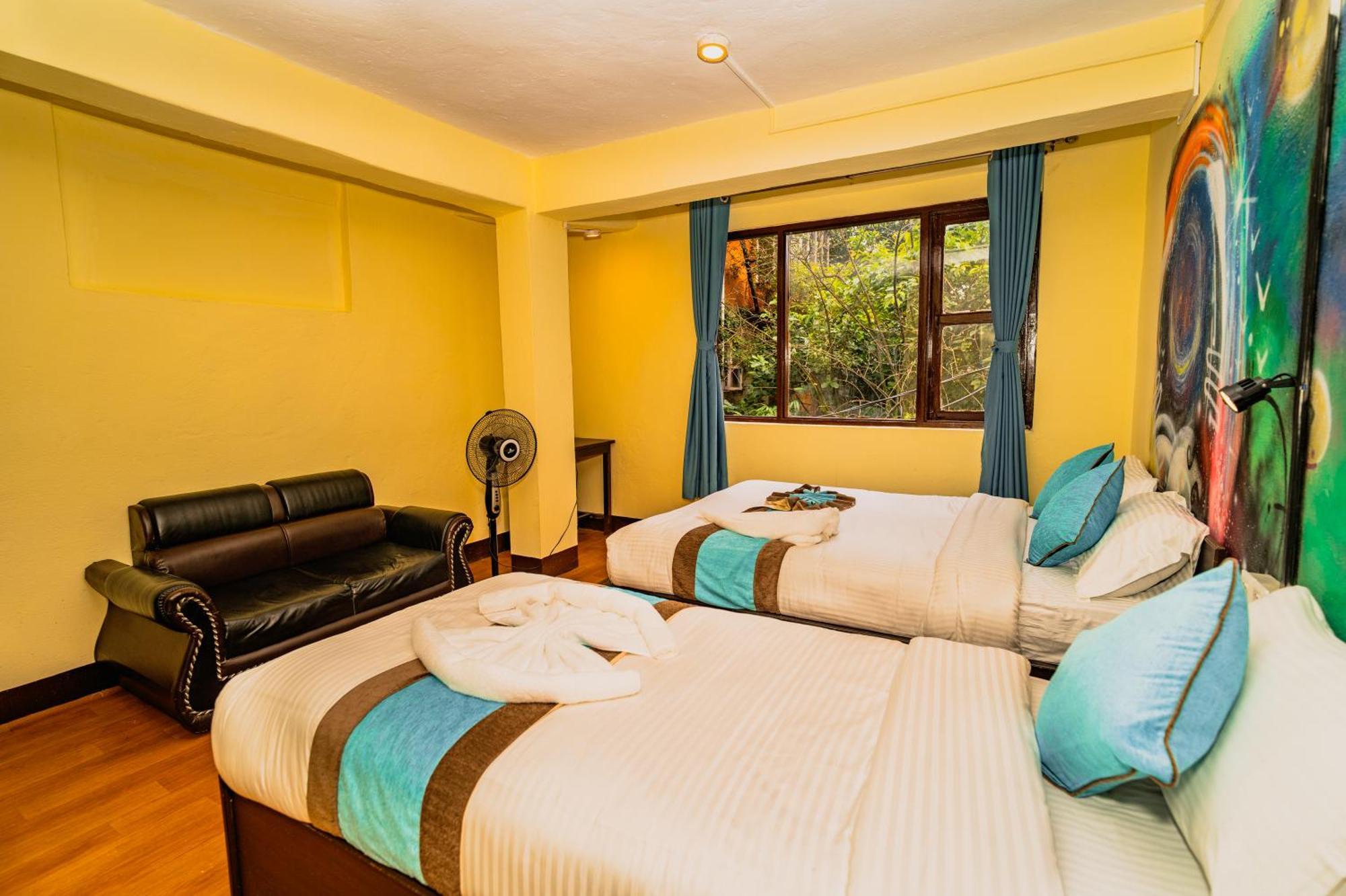 Rest Up Kathmandu Hostel Exterior foto